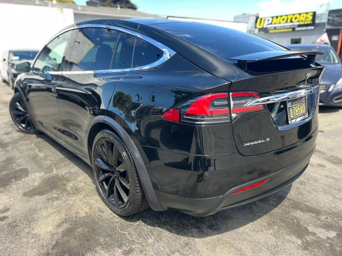 Suv in Richmond, CA, United States 3 - 16581187