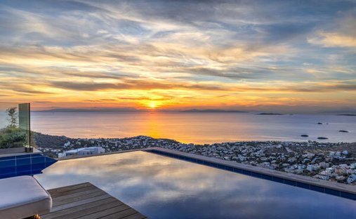 Villa in East Attica, Attica, Greece 1