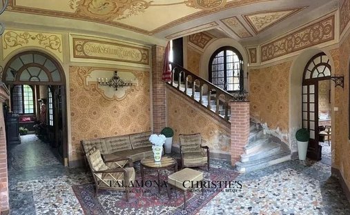 Castle for Sale in Cavallirio, Piedmont, Italy