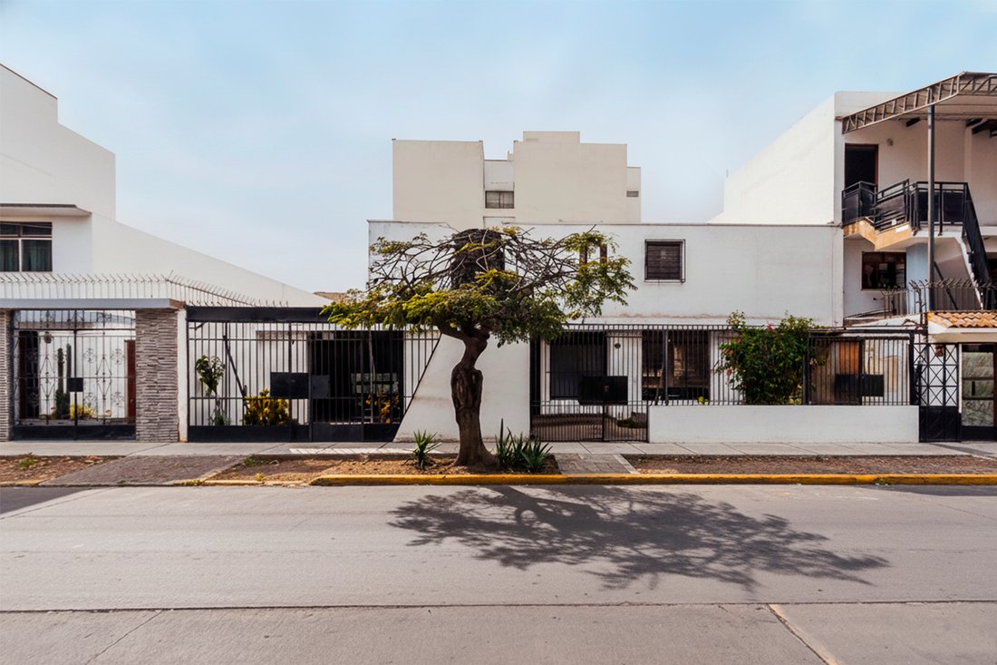 Land in San Juan de Miraflores, Metropolitan Municipality of Lima, Peru 2 - 16580261