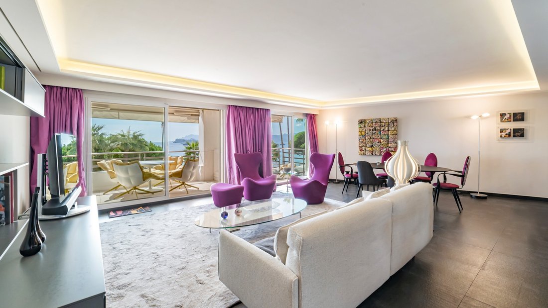 Apartment in Saint Nicolas, Cannes, France 5 - 16580286