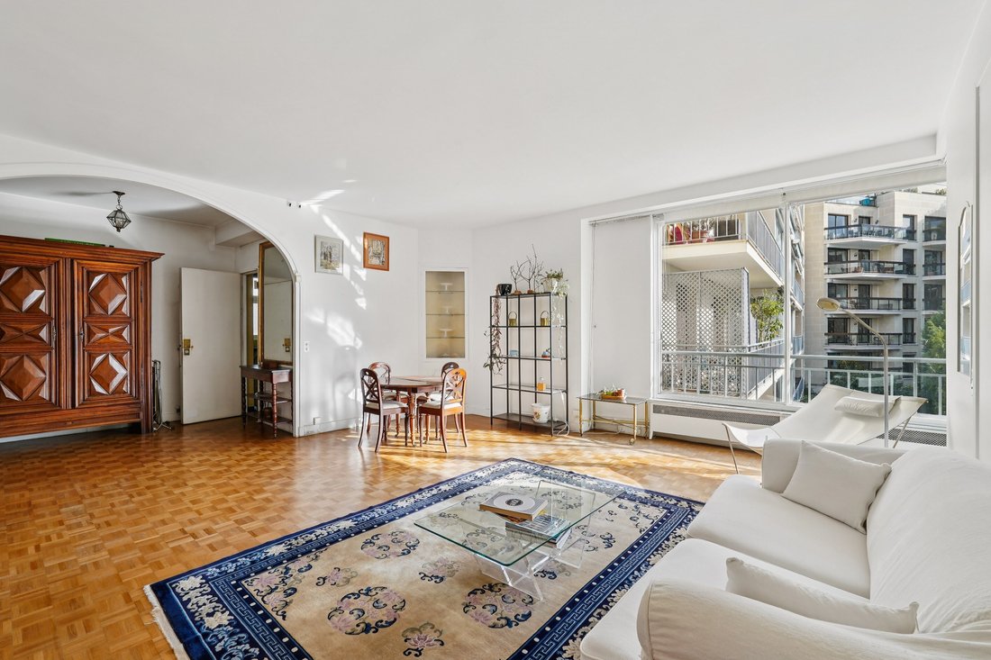 Apartment in Saint James-Général Koenig, Neuilly-sur-Seine, France 2 - 16580277