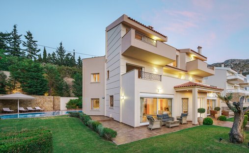 Villa a Keratea, Attica, Grecia 1