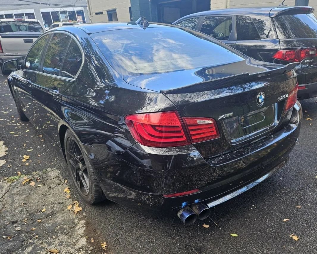Sedan in White Plains, NY, United States 2 - 14943043