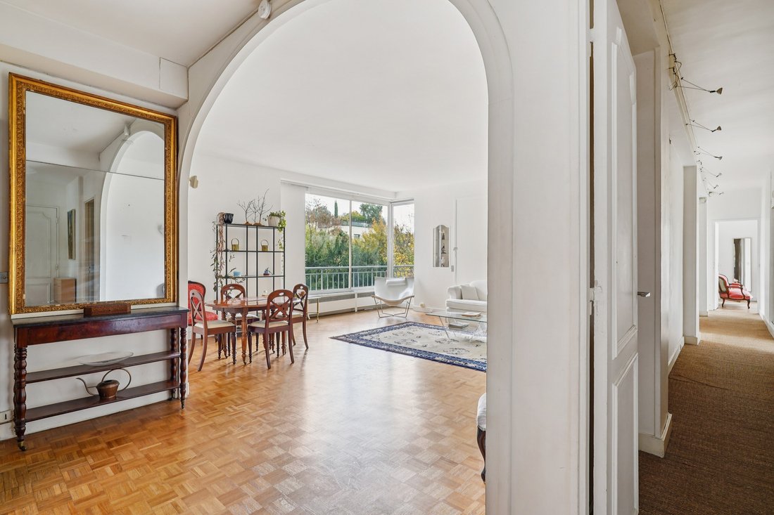 Apartment in Saint James-Général Koenig, Neuilly-sur-Seine, France 1 - 16580277