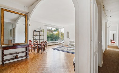 Apartment in Saint James-Général Koenig, Neuilly-sur-Seine, France 1