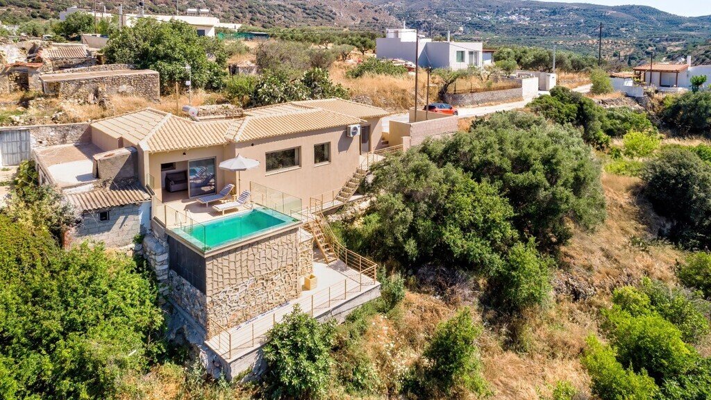 Villa in Community of Gouve, Gouves, Greece 2 - 13749134