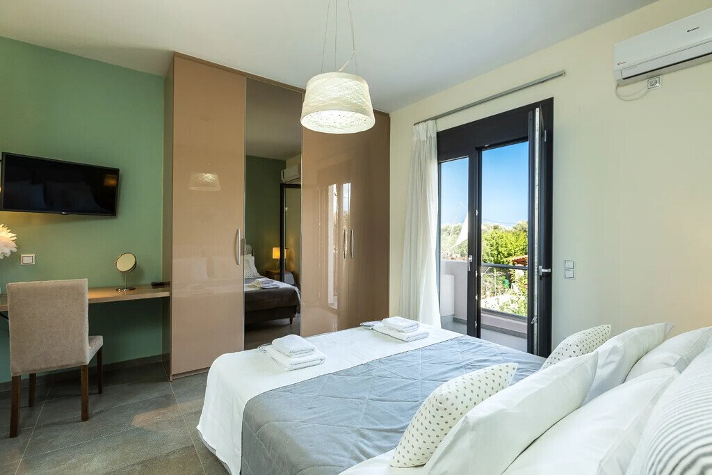 Villa in Crete, Greece 4 - 16581227