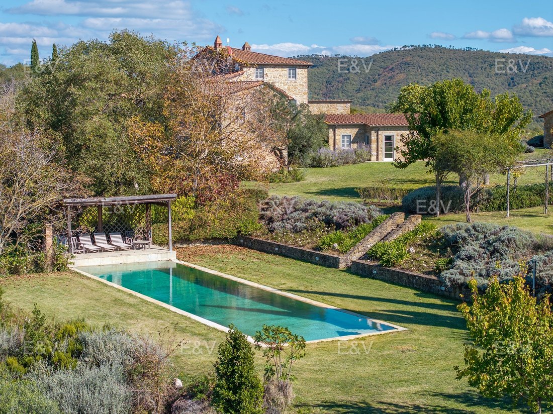 Country House in Bucine, Tuscany, Italy 2 - 16581706