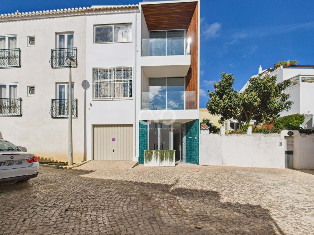 Townhouse in Praia da Luz, Algarve, Portugal 1 - 16581759