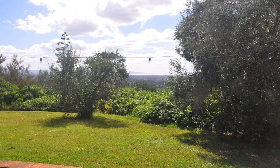 Country House in Castiglioncello, Rosignano Marittimo, Tuscany 3 - 16597376