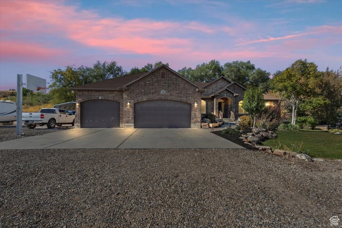 House in Riverton, Utah, United States 2 - 16595133