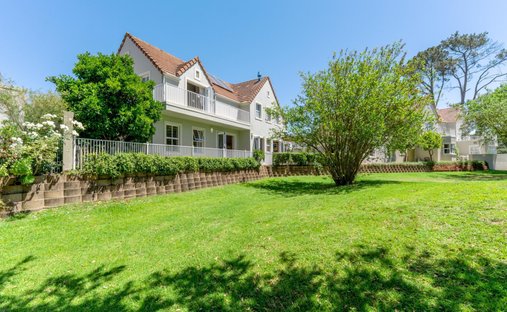 House in Paarl, Western Cape, South Africa 1