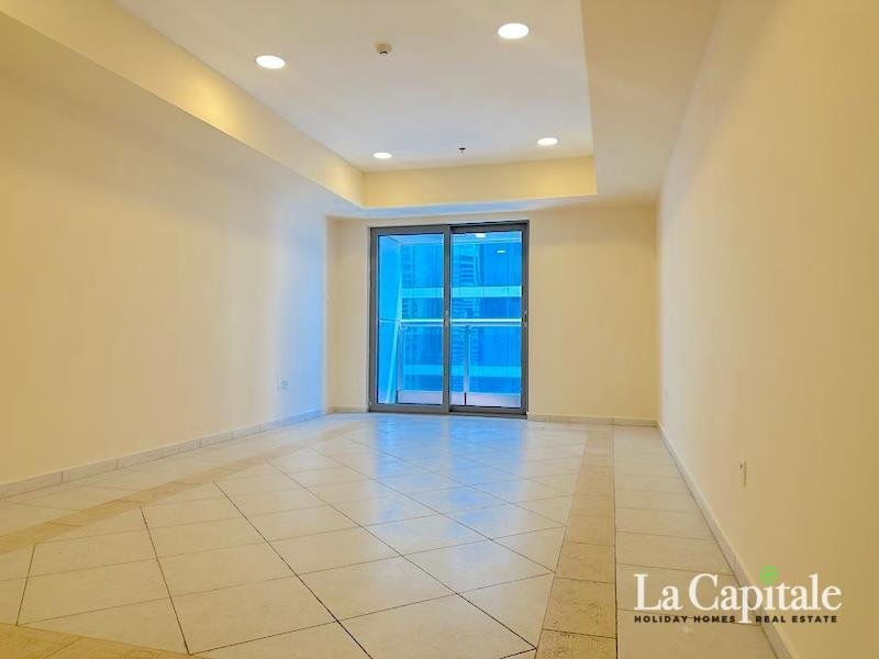 Apartment in Dubai Marina / Marsa Dubai, Dubai, United Arab Emirates 1 - 15117061