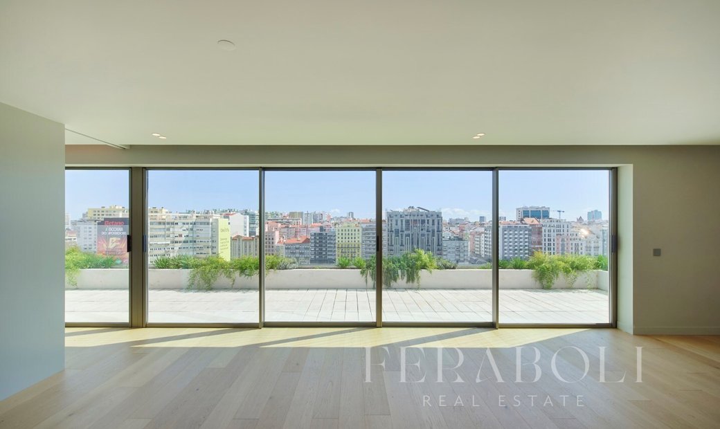 Flat Penthouse With Private Rooftop Access And Stunning Views Reference: Penthouse Private Rooftop Pool In Avenidas Novas Lisbon Portugal For