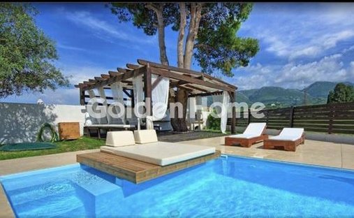 Maison en Northern Corfu, Peloponnese, Western Greece and the Ionian, Grèce 1