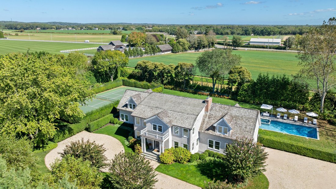 House in Water Mill, New York, United States 1 - 16591143