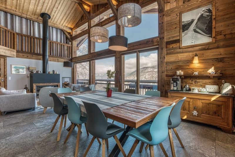 Chalet in Les Houches, Auvergne-Rhône-Alpes, France 2 - 16585823
