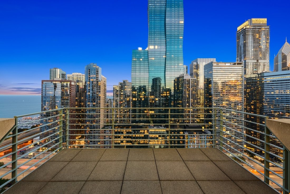 Condo in Chicago, Illinois, United States 4 - 16586763