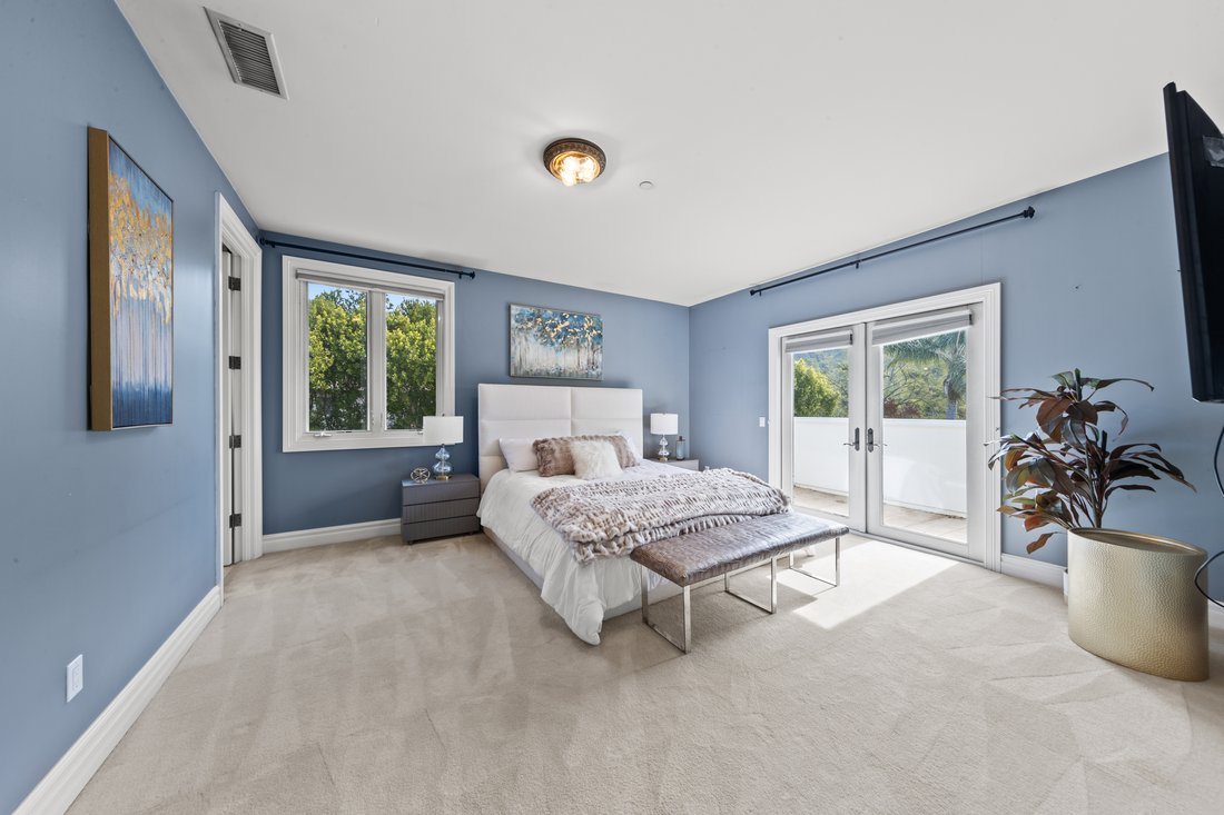 Estate in Hidden Hills, California, United States 5 - 16582911