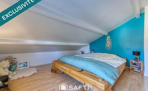 Castle for Sale in Bourg-en-Bresse, Auvergne-Rhône-Alpes, France