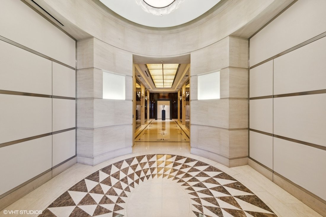Condo in Chicago, Illinois, United States 2 - 16585891