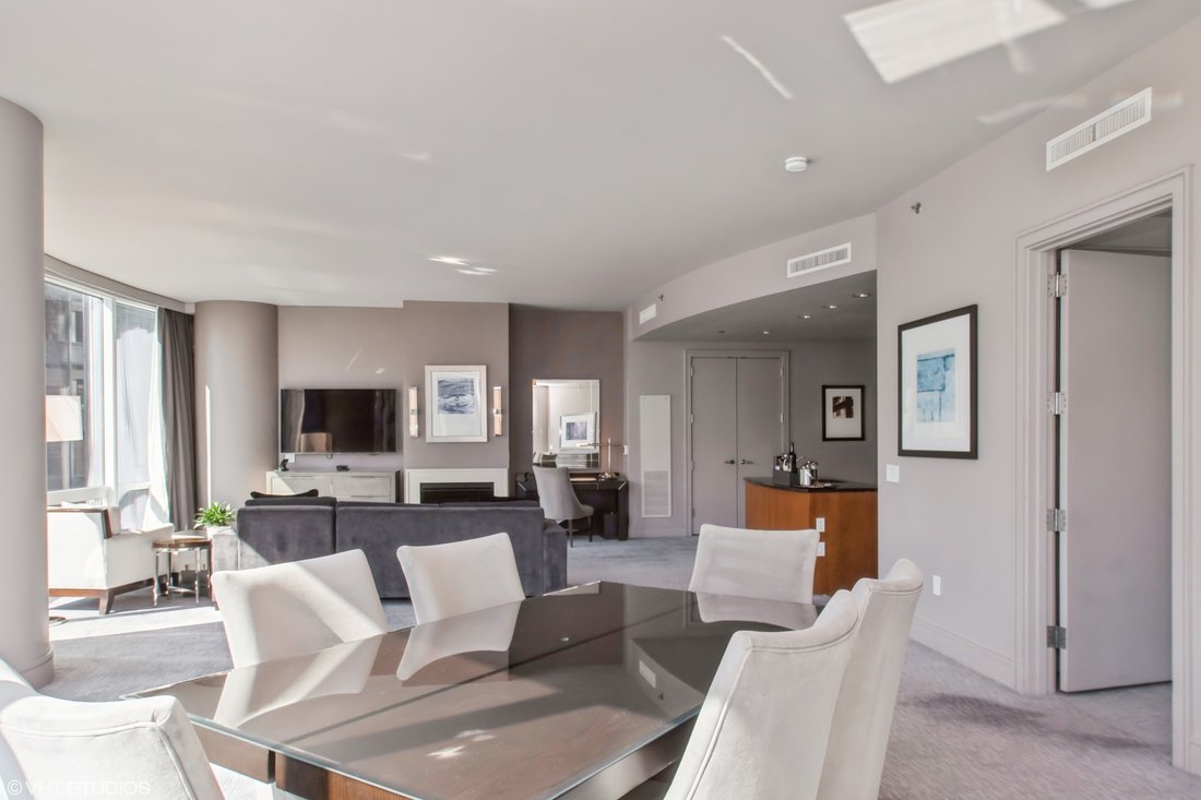 Condo in Chicago, Illinois, United States 4 - 16585847