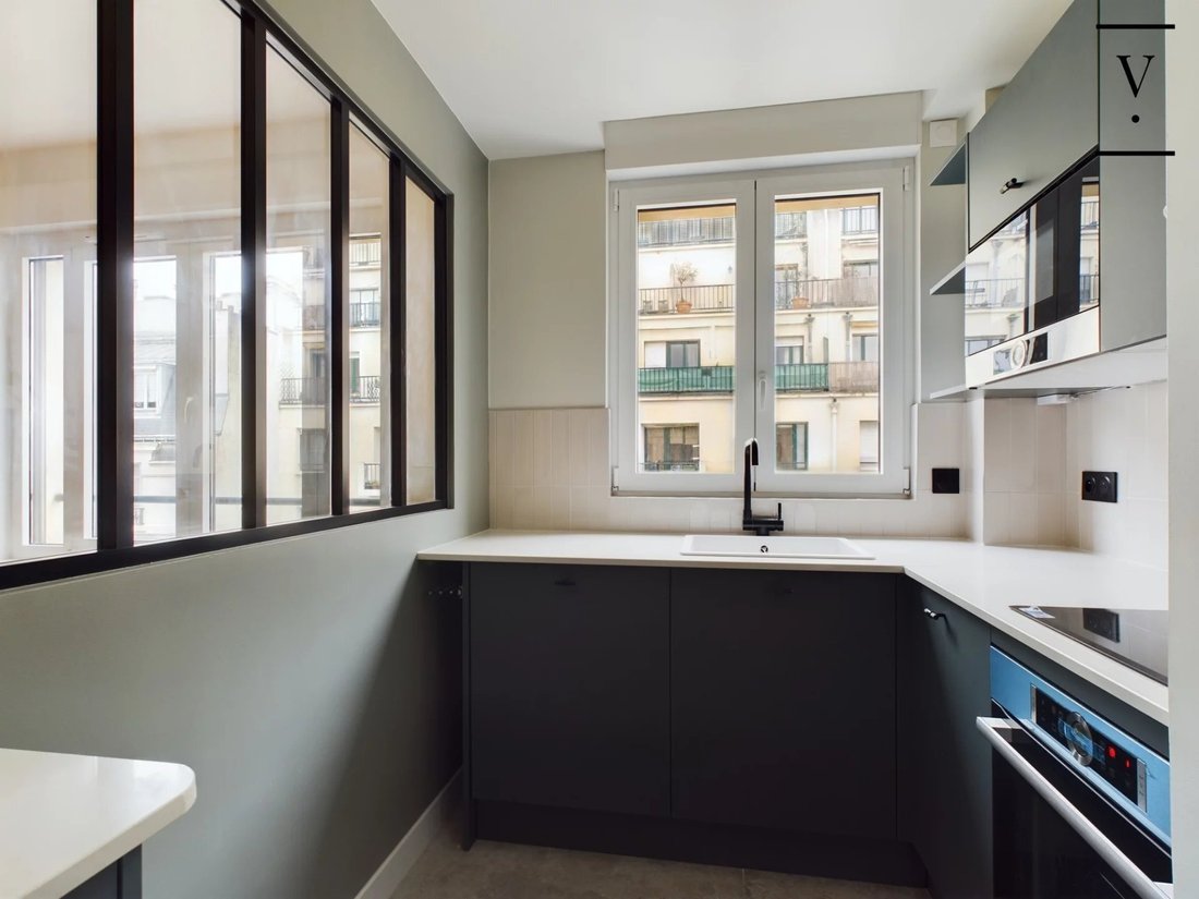 Apartment in Gros Caillou, Paris 7e Arrondissement, Paris 3 - 15325899
