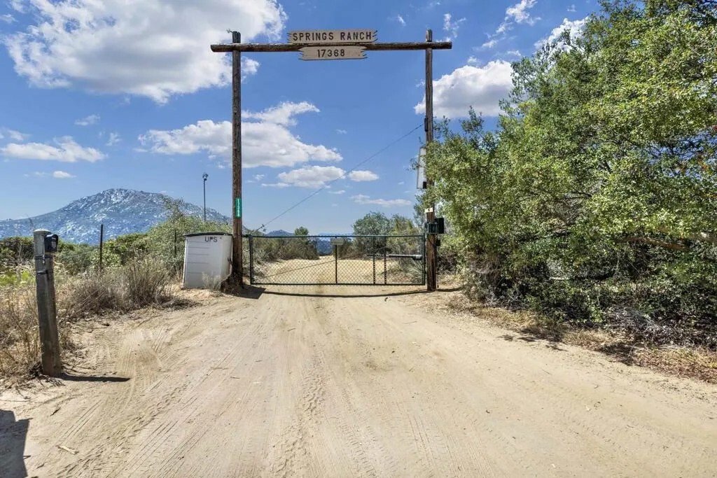 House in Jamul, California, United States 4 - 16598097