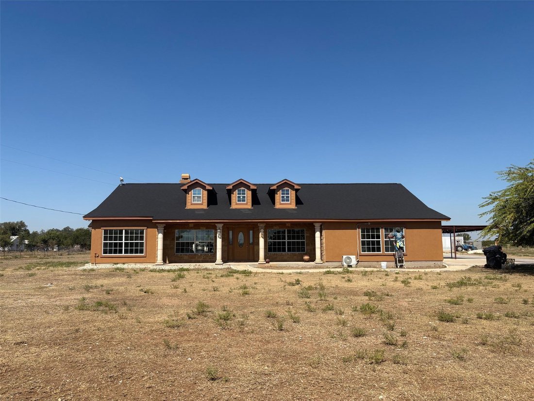 House in Bertram, Texas, United States 1 - 16590939