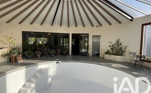 Castle for Sale in Forcalquier, Provence-Alpes-Côte d'Azur, France