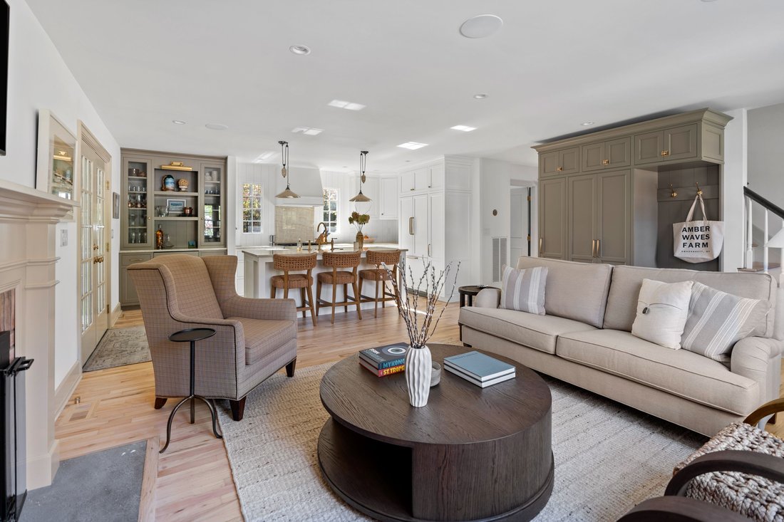 East Hampton, New York, United States 1 - 16606004
