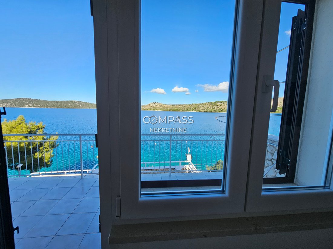 House in Sibenik-Knin County, Croatia 2 - 16602297