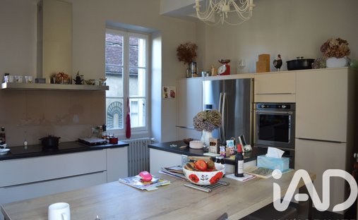 Castle for Sale in Auxerre, Bourgogne-Franche-Comté, France - 4