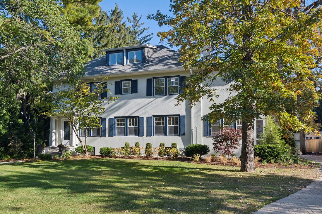 House in Kenilworth, Illinois, United States 1 - 16587180