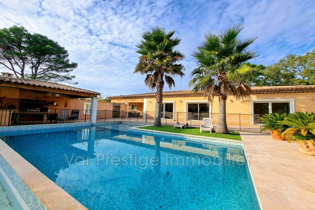 Villa in Chateauneuf-les-Martigues, Provence-Alpes-Côte d'Azur, France 1 - 16582626