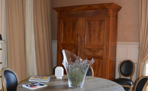 Castle for Sale in Auxerre, Bourgogne-Franche-Comté, France