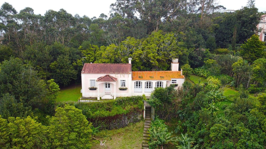 Farm Ranch in Rabo de Peixe, Azores, Portugal 1 - 15298876