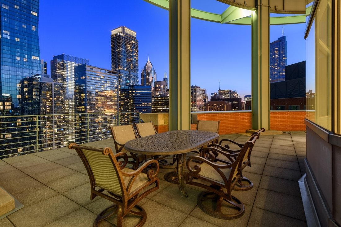 Condo in Chicago, Illinois, United States 3 - 16586763