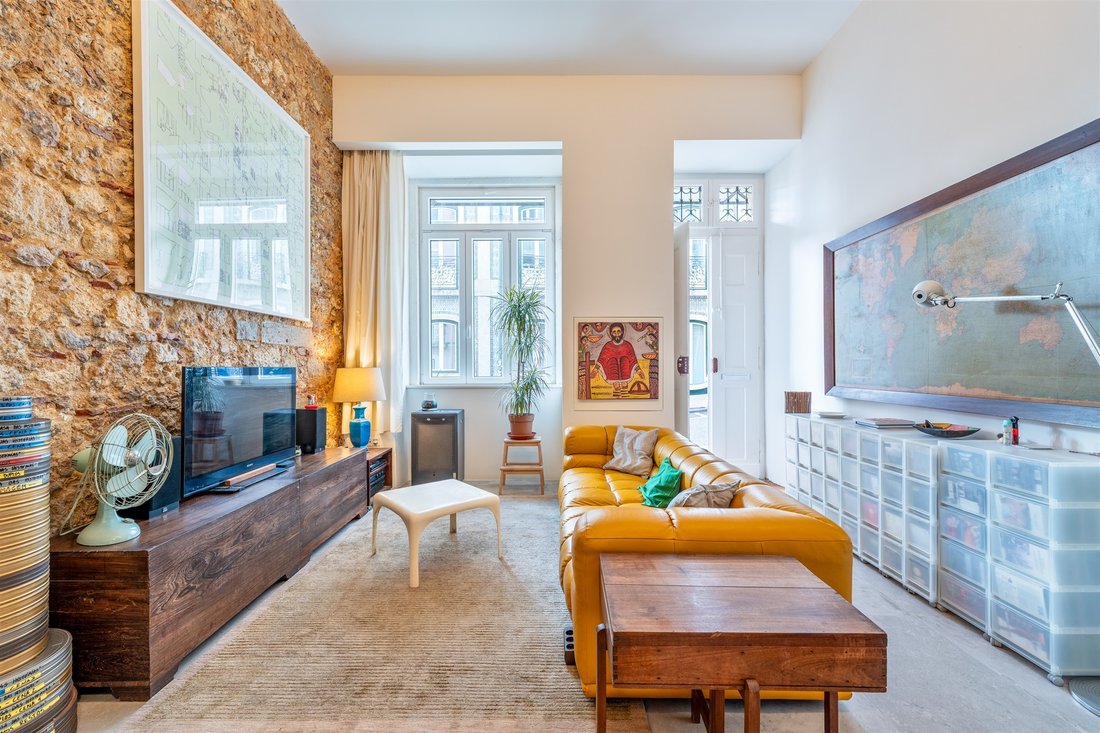 Apartment in Misericordia, Lisbon, Portugal 3 - 16597216