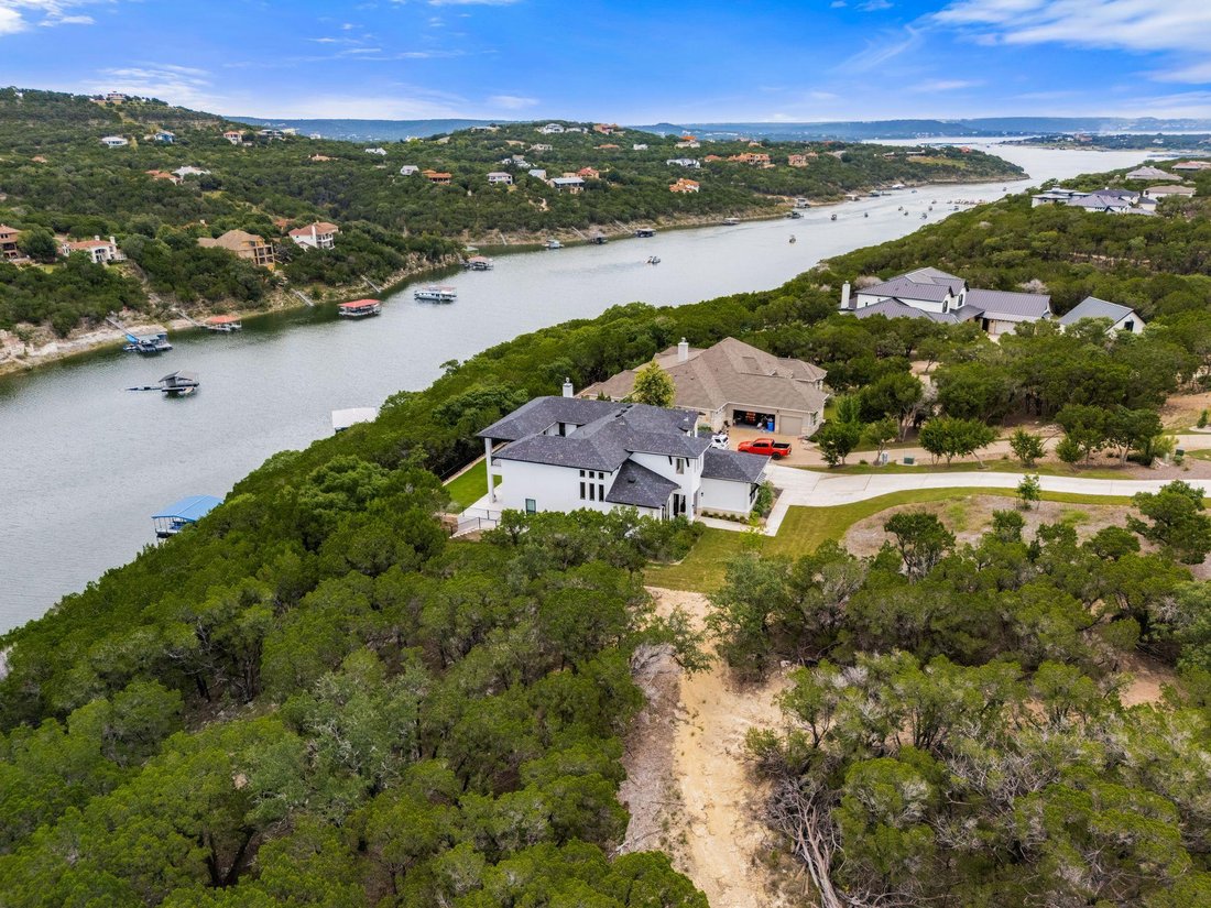 House in Jonestown, Texas, United States 2 - 16589729