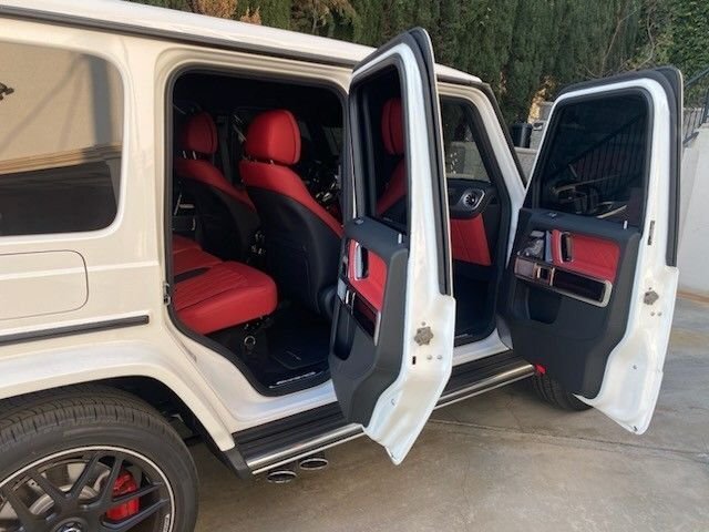 Suv in Glendale, United States 4 - 16597623
