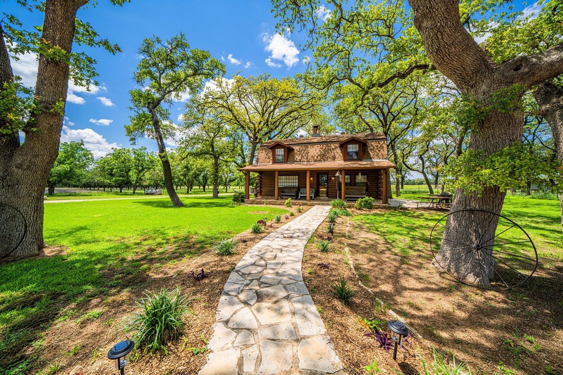 House in Fredericksburg, Texas, United States 1 - 16590341
