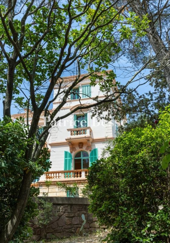 Villa in Le Dramont-Agay-Anthéor-Le Trayas, Saint-Raphaël, France 4 - 16585761