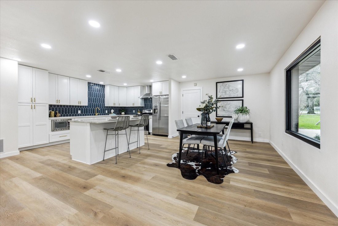 House in Austin, Texas, United States 1 - 16590732
