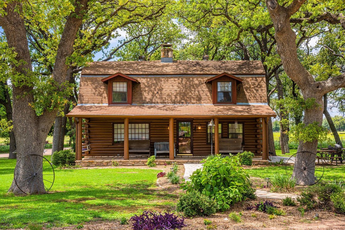House in Fredericksburg, Texas, United States 2 - 16590341
