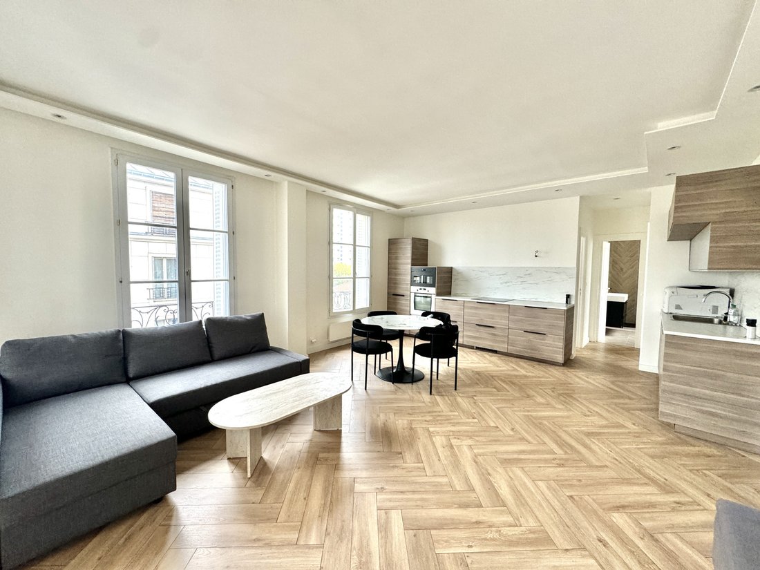 Apartment in Saint-Mande, Ile-de-France, France 1 - 15960416