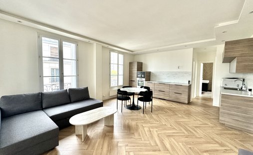 Apartment in Saint-Mande, Ile-de-France, France 1