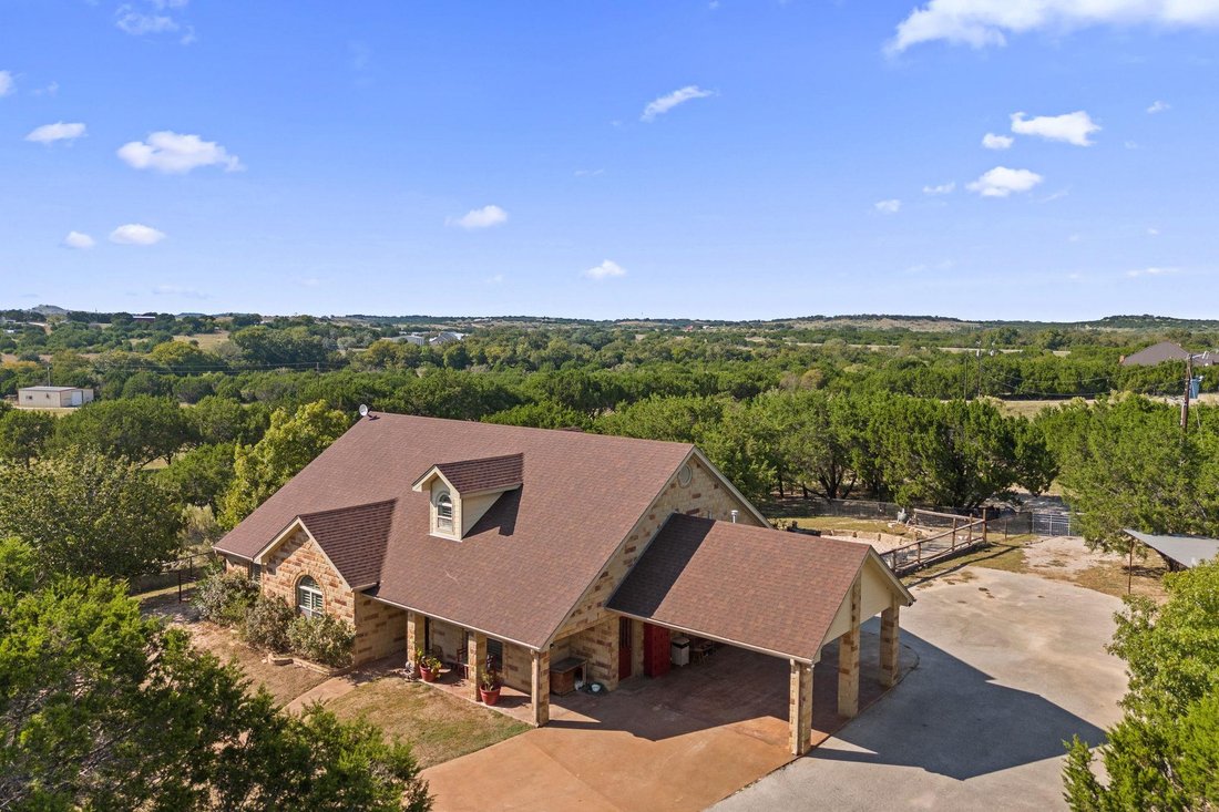 House in Lampasas, Texas, United States 1 - 16589728