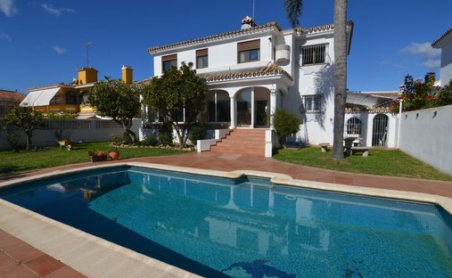 Villa in San Pedro de Alcántara, Andalusien, Spanien 1